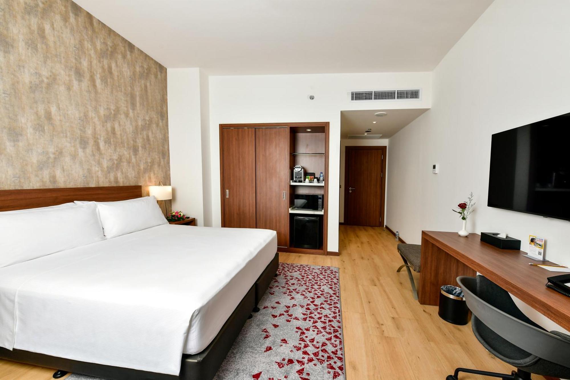 Comfort Olaya *